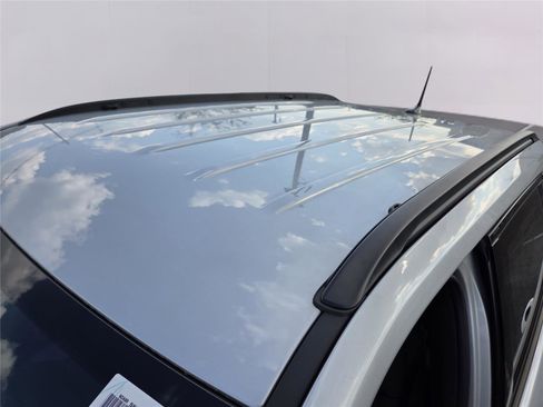 New 2026 Jeep Compass Latitude image 27