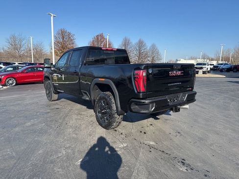 New 2026 GMC Sierra 2500 AT4 image 2