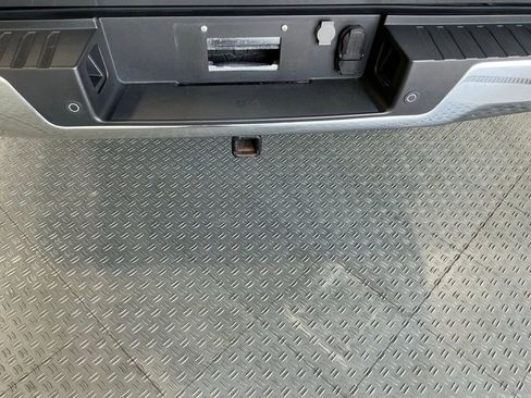 Used 2024 Ford F150 XLT w/ Mobile Office Package image 17