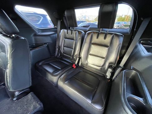 Used 2017 Ford Explorer Limited w/ Class II Trailer Tow Package image 24