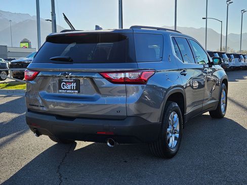 Used 2019 Chevrolet Traverse LT w/ LPO, Blackout Package image 3