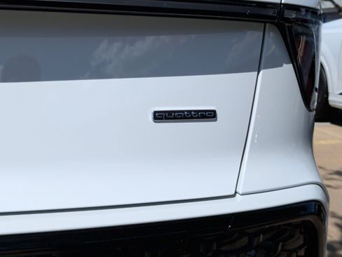 New 2026 Audi Q3 quattro 2.0T AWD/4WD image 10