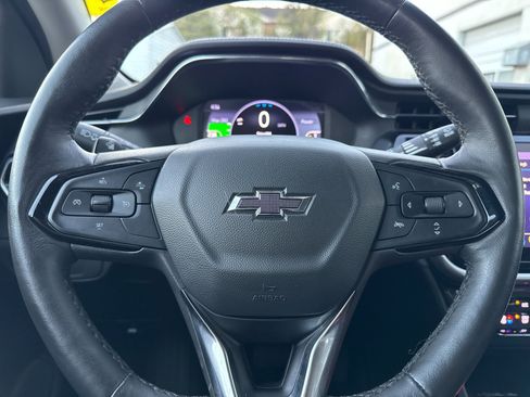 Used 2022 Chevrolet Bolt EUV Premier image 23