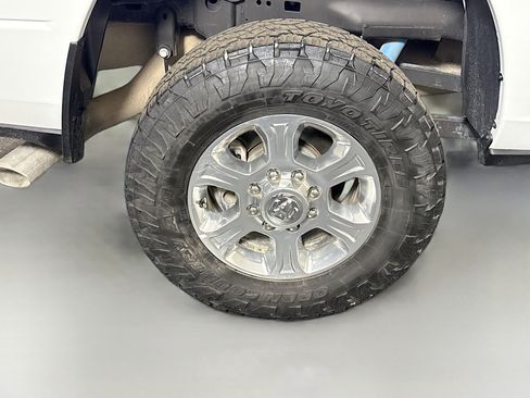 Used 2024 RAM 2500 Big Horn w/ Off Road Package AWD/4WD image 32