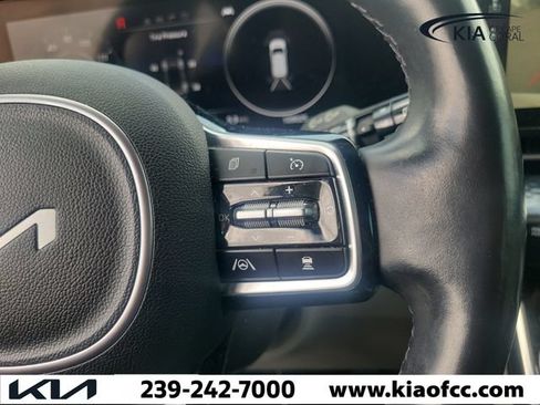 Used 2022 Kia Carnival SX Prestige FWD image 30