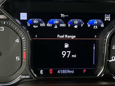 Used 2023 GMC Sierra 2500 Denali w/ Denali Ultimate Package image 16