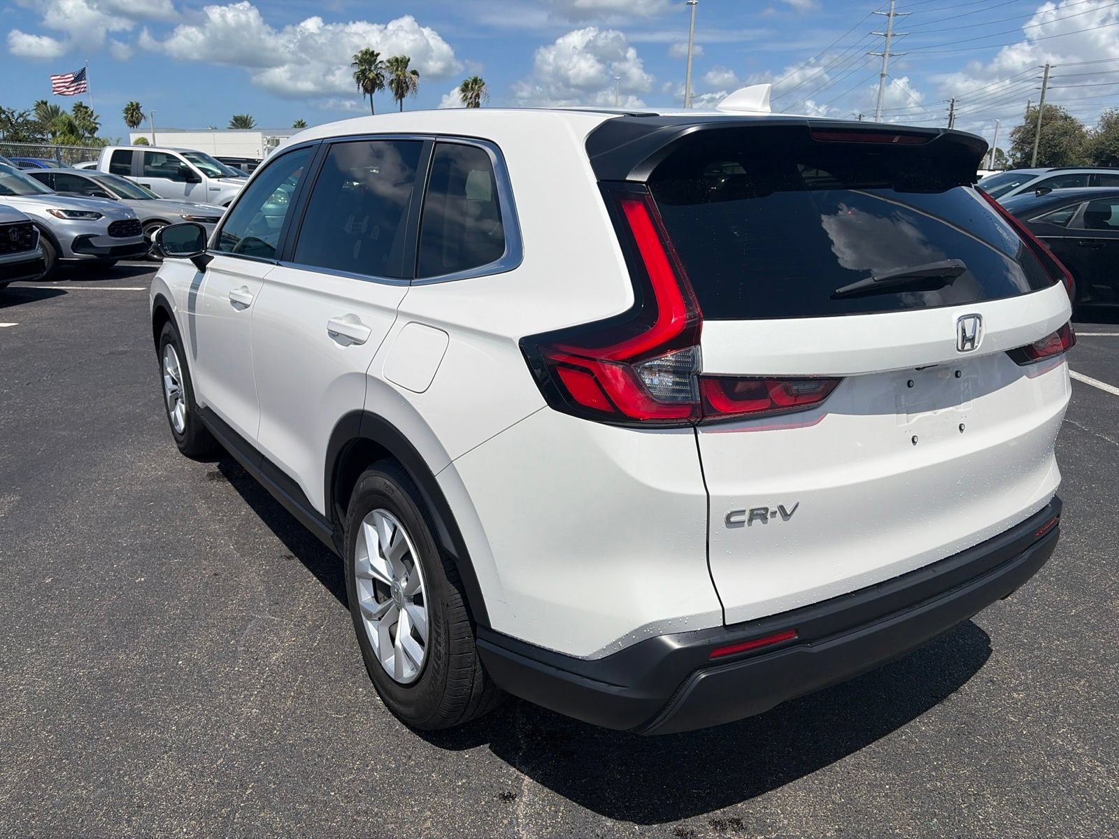Used 2025 Honda CR-V LX image 5