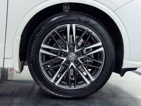 Used 2025 Acura MDX Advance Package image 28