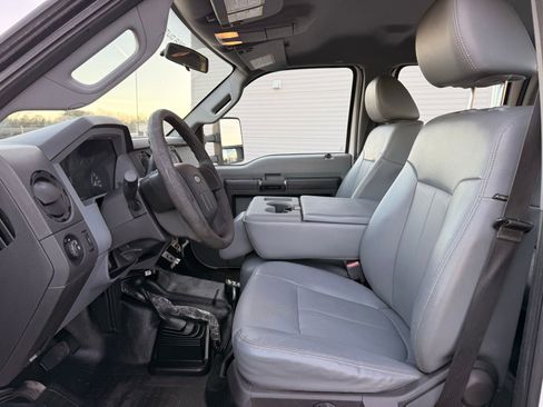 Used 2015 Ford F250 XL w/ Power Equipment Group image 29