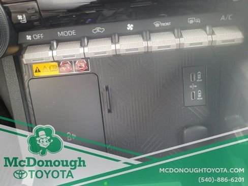 Certified 2025 Toyota Tacoma TRD Sport w/ TRD Sport Premium Package image 31