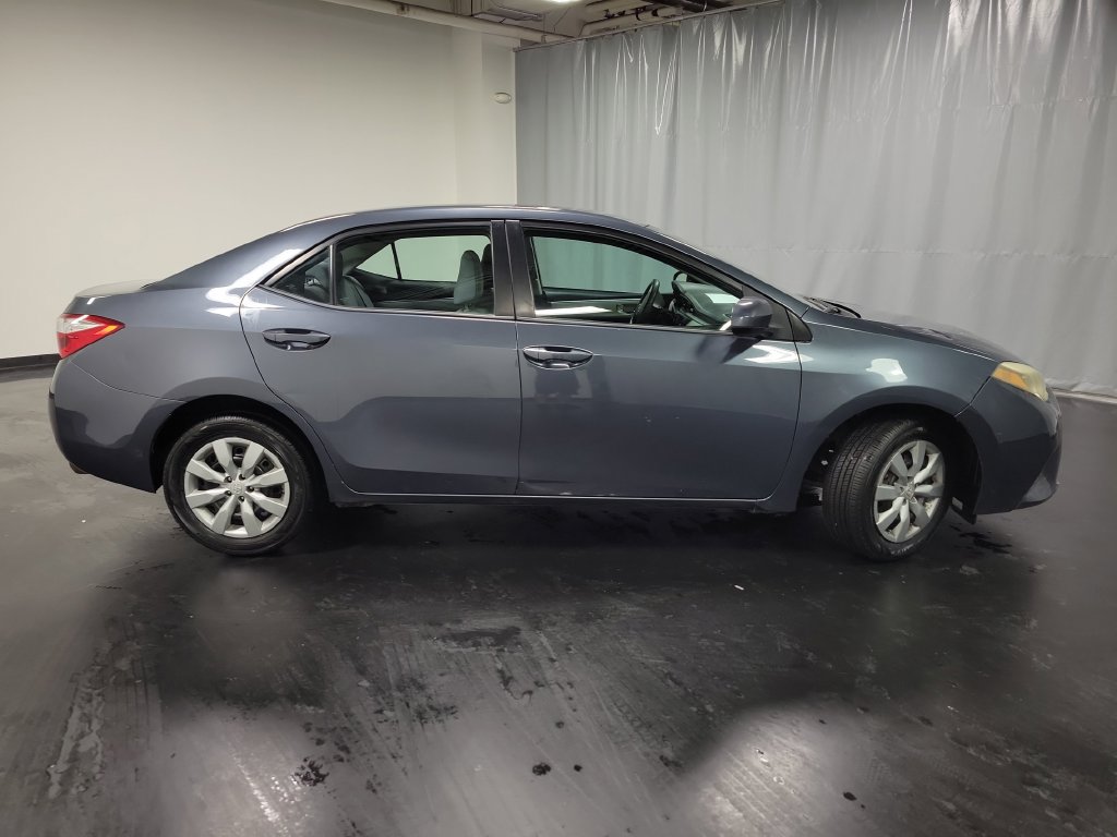 Used 2014 Toyota Corolla LE FWD image 9