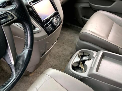 Used 2014 Honda Odyssey EX-L image 16