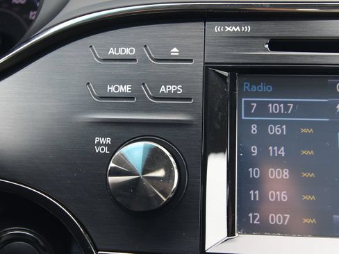Used 2018 Toyota Avalon Limited w/ All Weather Liner Package FWD image 30