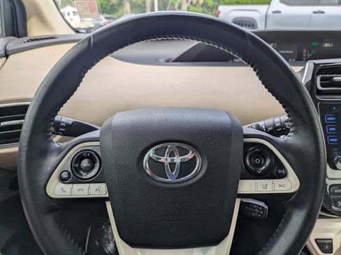 Used 2017 Toyota Prius Three FWD image 24