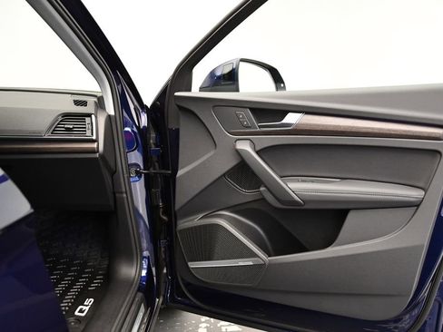 Certified 2025 Audi Q5 2.0T Premium Plus w/ Premium Plus Package image 45