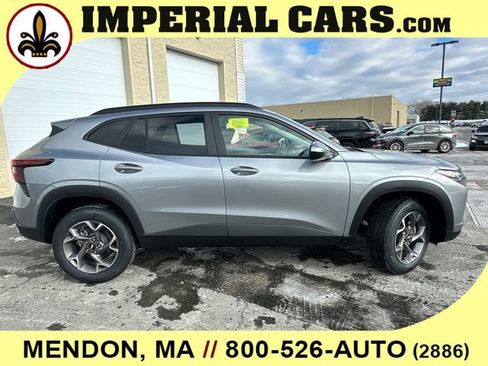 New 2026 Chevrolet Trax LT w/ LT Convenience Package image 14