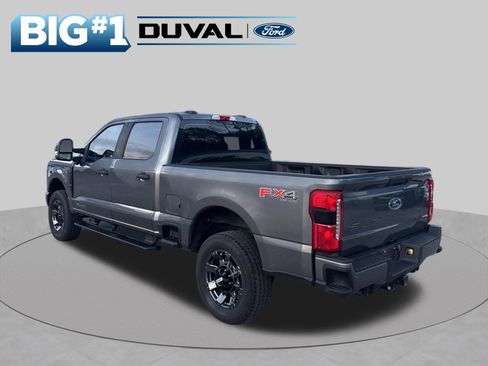 Used 2023 Ford F250 XL w/ STX Appearance Package AWD/4WD image 2