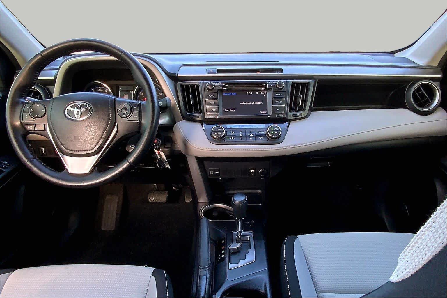 Used 2016 Toyota RAV4 XLE FWD image 13