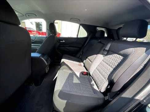 Used 2023 Chevrolet Equinox LT AWD/4WD image 21