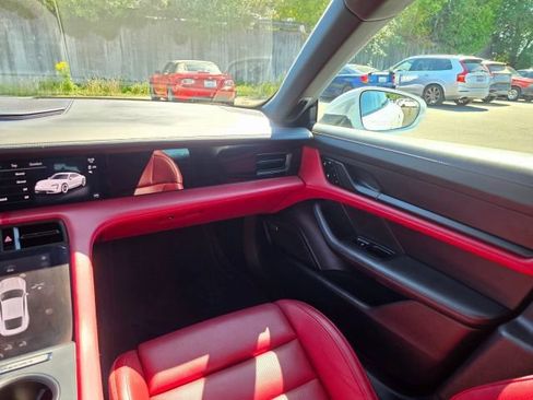 Used 2021 Porsche Taycan RWD image 25