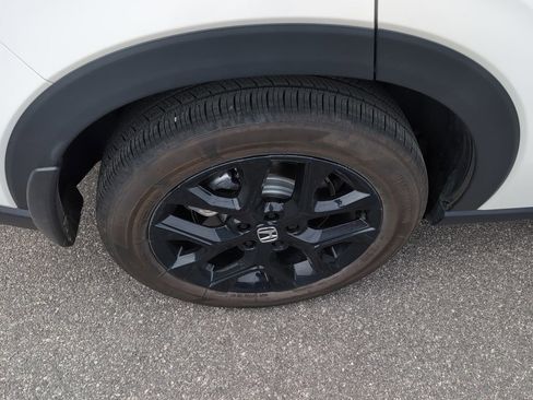 Used 2023 Honda HR-V Sport image 9