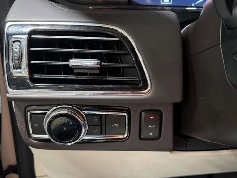 Certified 2021 Lincoln Navigator L Black Label w/ Special Edition Package image 9