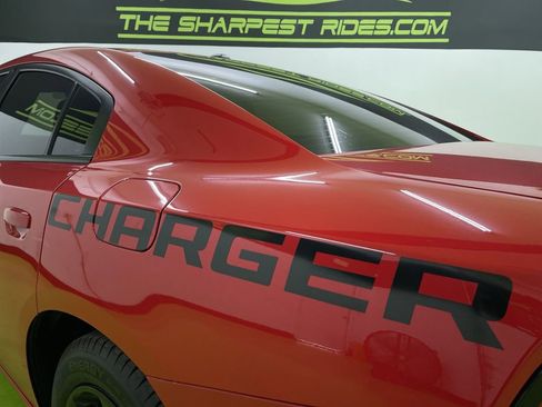 Used 2022 Dodge Charger SXT image 15