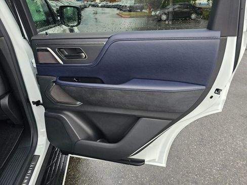 New 2026 INFINITI QX80 4WD image 14