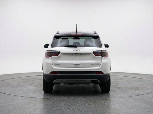 Used 2025 Jeep Compass Limited AWD/4WD image 7