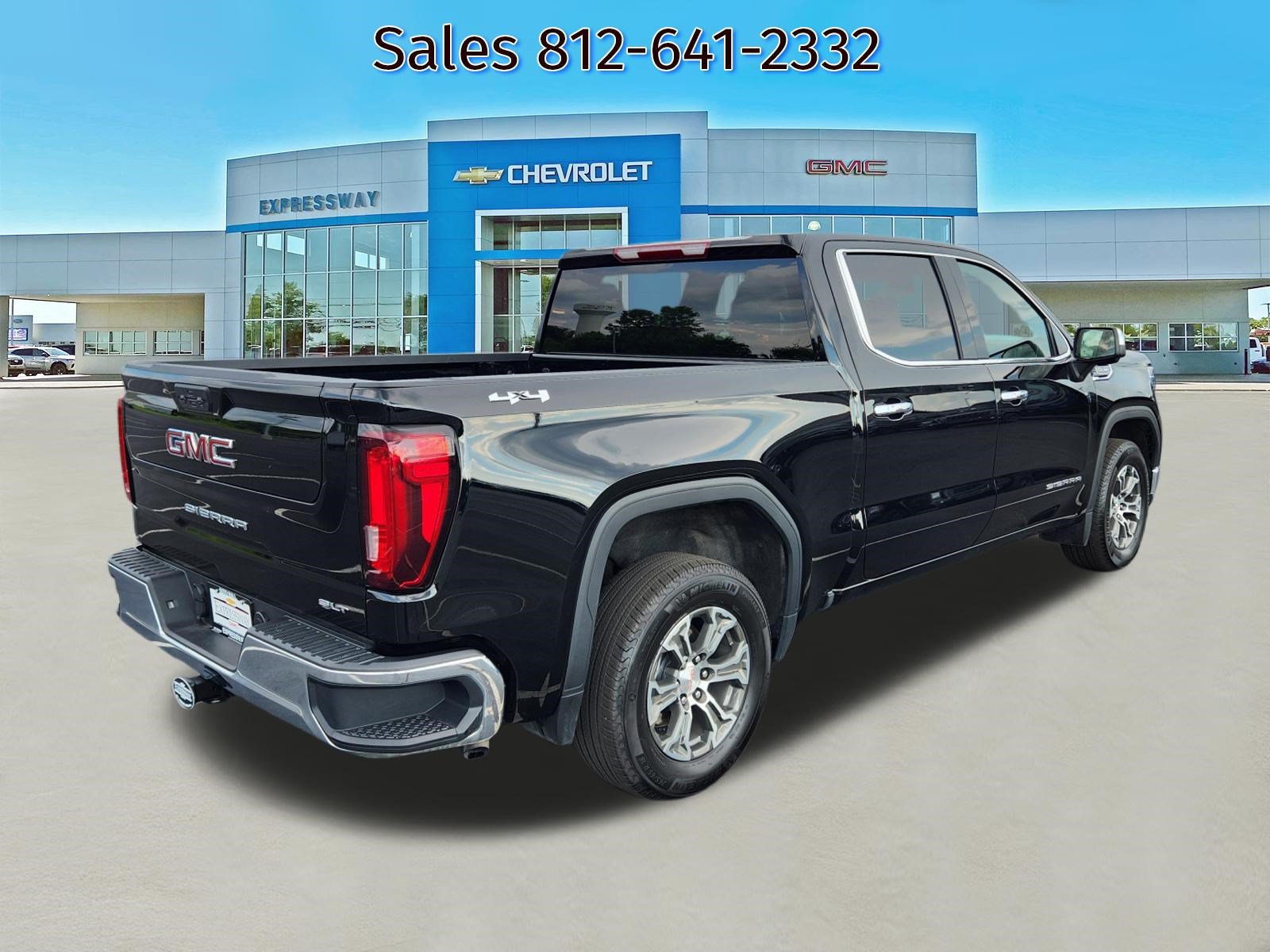 Used 2026 GMC Sierra 1500 SLT AWD/4WD image 7