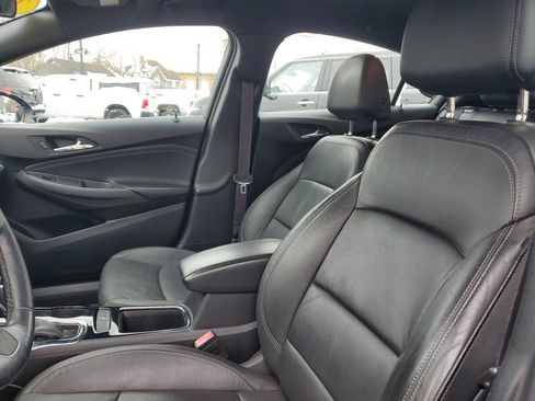 Used 2017 Chevrolet Cruze Premier image 13