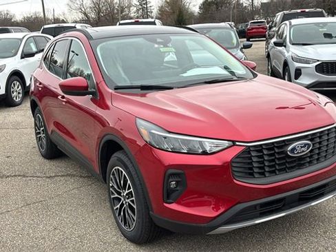 New 2026 Ford Escape SE image 28