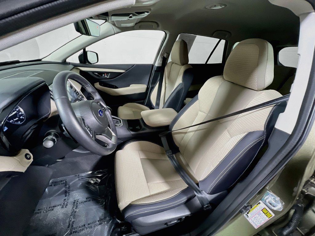 Certified 2025 Subaru Outback Premium AWD/4WD image 18