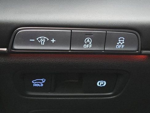 Used 2024 Genesis GV80 2.5T image 12