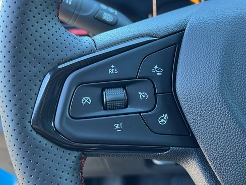 New 2026 Chevrolet Trax RS w/ Sunroof Package image 24