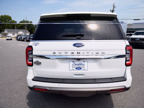 Used 2024 Ford Expedition King Ranch RWD image 8