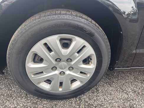 Used 2019 Dodge Grand Caravan SE image 23