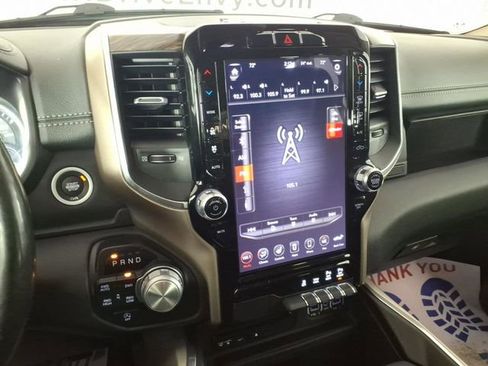 Used 2019 RAM 1500 Laramie AWD/4WD image 19