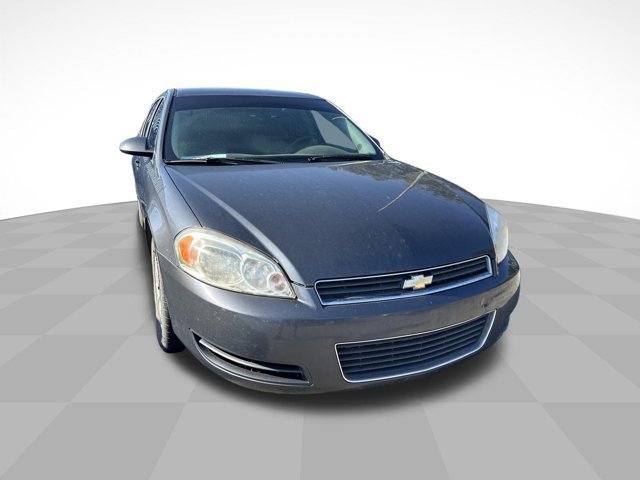 Used 2011 Chevrolet Impala LS FWD image 2