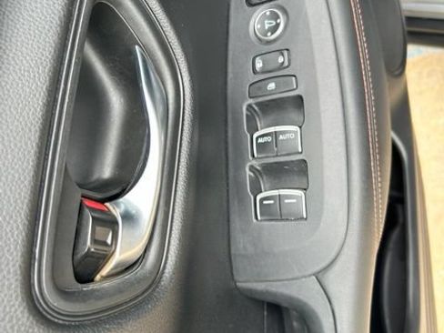 Used 2024 Honda HR-V Sport image 14