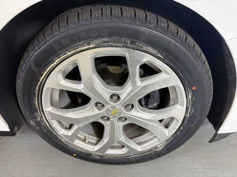 Used 2017 Chevrolet Volt Premier w/ Driver Confidence II Package image 11