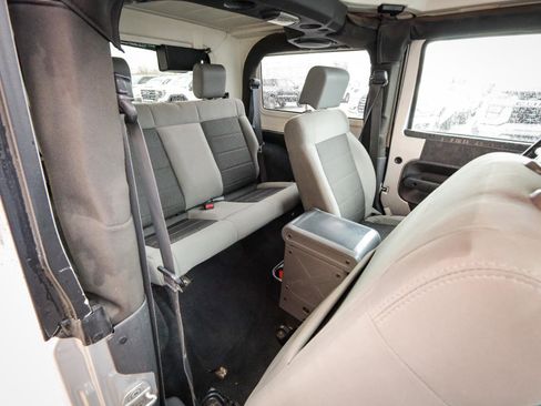 Used 2010 Jeep Wrangler Sahara image 22