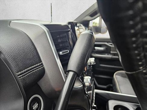 Used 2020 RAM 3500 Laramie AWD/4WD image 12