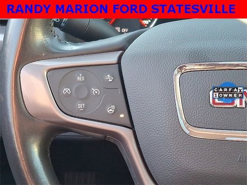 Used 2022 GMC Acadia AT4 w/ Technology Package image 22