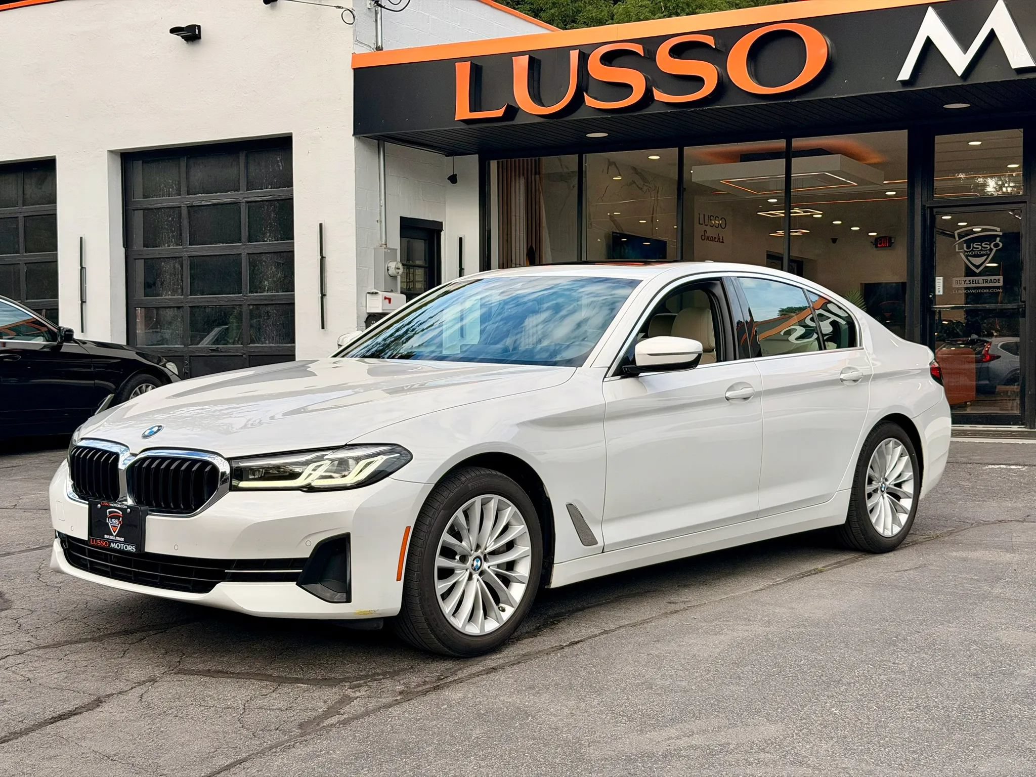 Used 2022 BMW 530i xDrive w/ Premium Package AWD/4WD image 38
