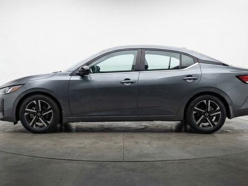 Used 2025 Nissan Sentra SV image 5