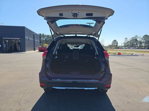 Used 2019 Nissan Rogue S AWD/4WD image 17