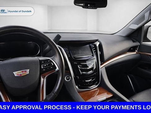 Used 2020 Cadillac Escalade ESV Luxury RWD image 10