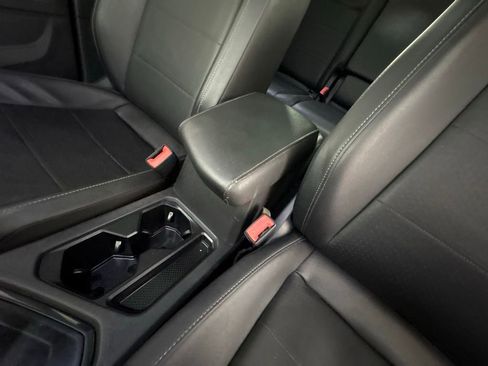 Used 2019 Volkswagen Tiguan SEL image 31