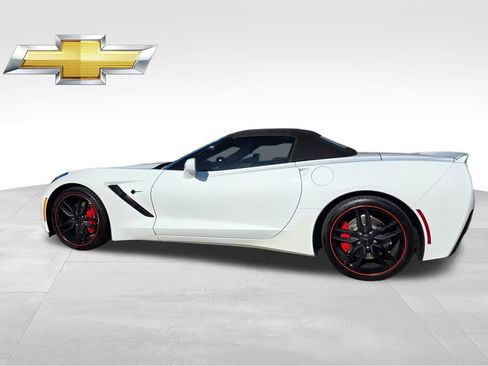 Used 2016 Chevrolet Corvette Stingray Convertible w/ 3LT Preferred Equipment Group image 4